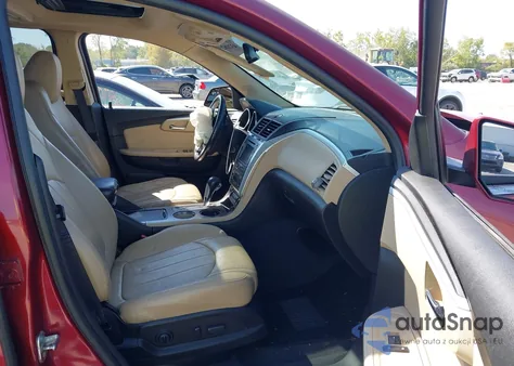 2011 Chevrolet Traverse Ltz z USA, uszkodzony, nr VIN 1GNKVLED8BJ150014